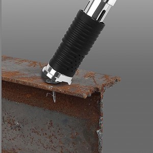 fastening tool